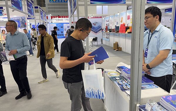 客戶(hù)咨詢(xún)光潤(rùn)通產(chǎn)品 客戶(hù)咨詢(xún)光潤(rùn)通產(chǎn)品